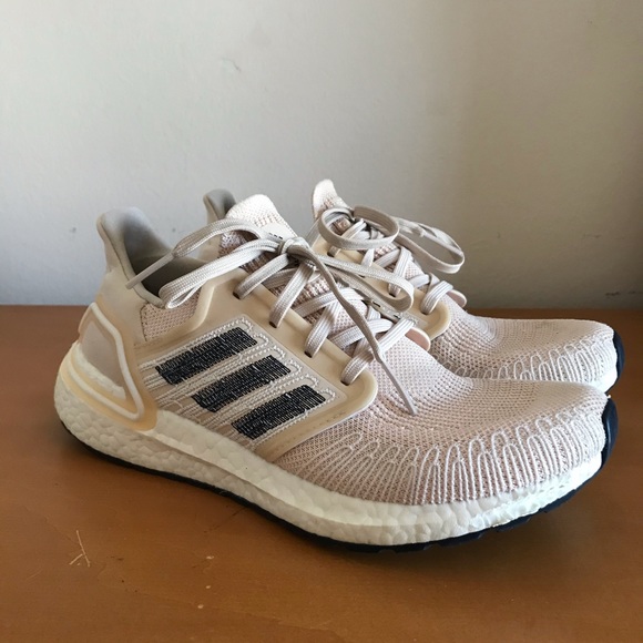 Adidas Ultraboost 20 - Picture 3 of 5